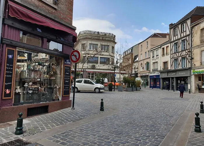 Appartement Hyper-Centre Epernay Avec Sauna Et Parking Prive