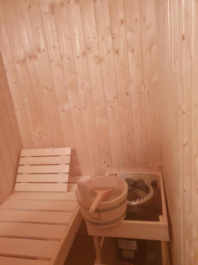 Apartment Hyper-centre Avec Sauna Et Parking Prive Epernay